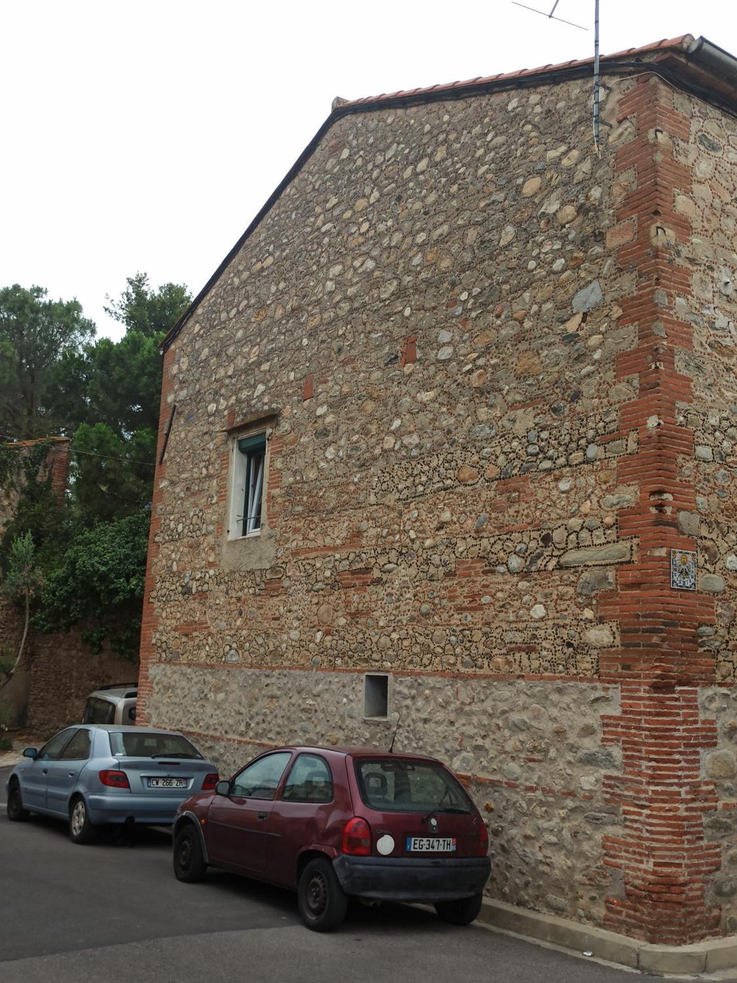 Maison Familiale Centenaire De Vigneron Montescot Esterno foto